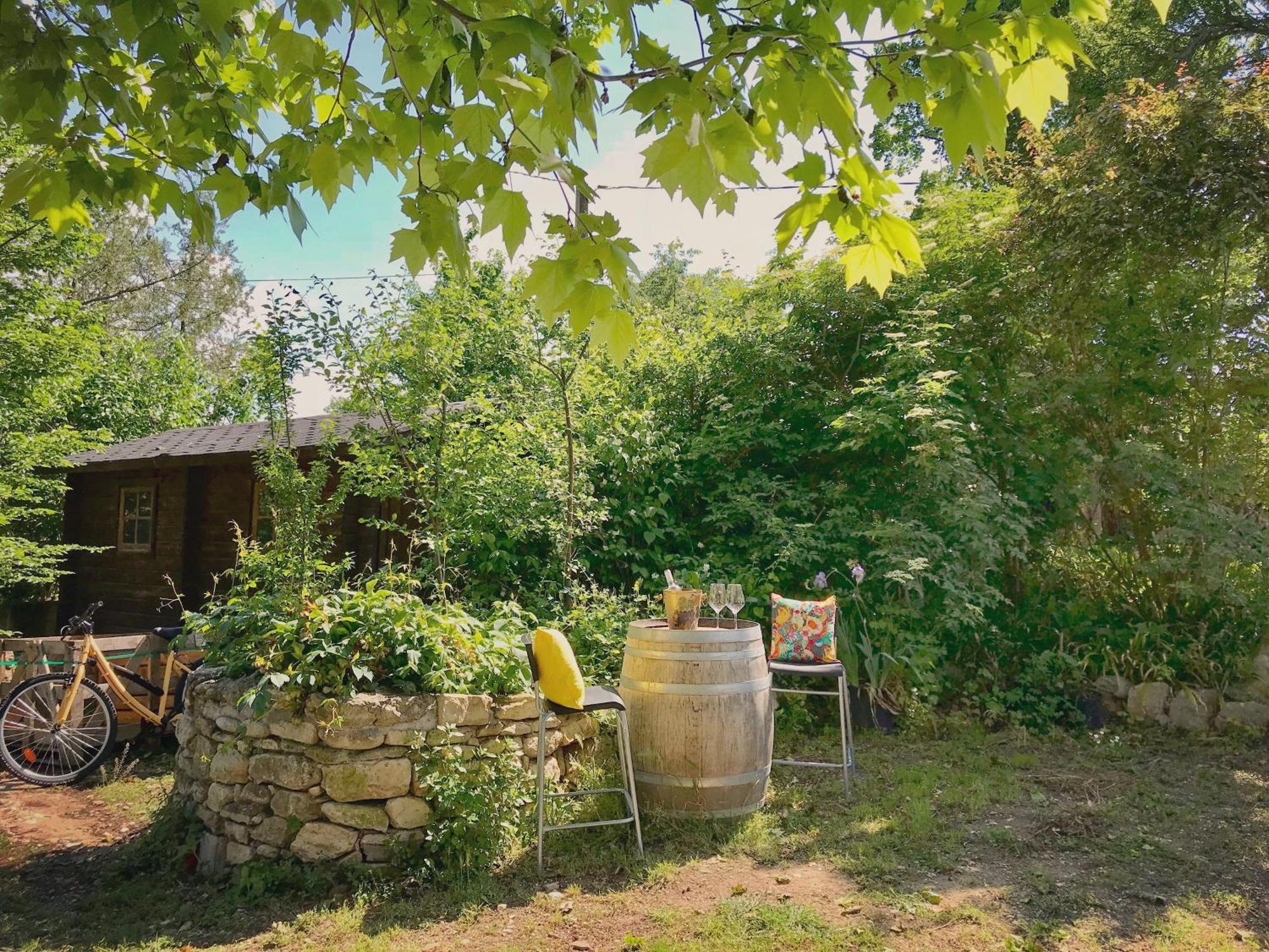 Domaine De La Brave Bed & Breakfast Pernes-les-Fontaines Bagian luar foto
