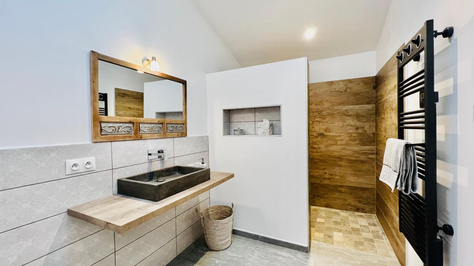 Domaine De La Brave Bed & Breakfast Pernes-les-Fontaines Ruang foto