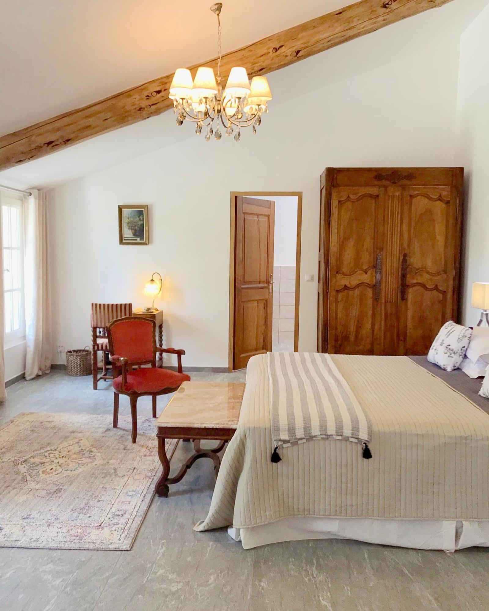 Domaine De La Brave Bed & Breakfast Pernes-les-Fontaines Ruang foto