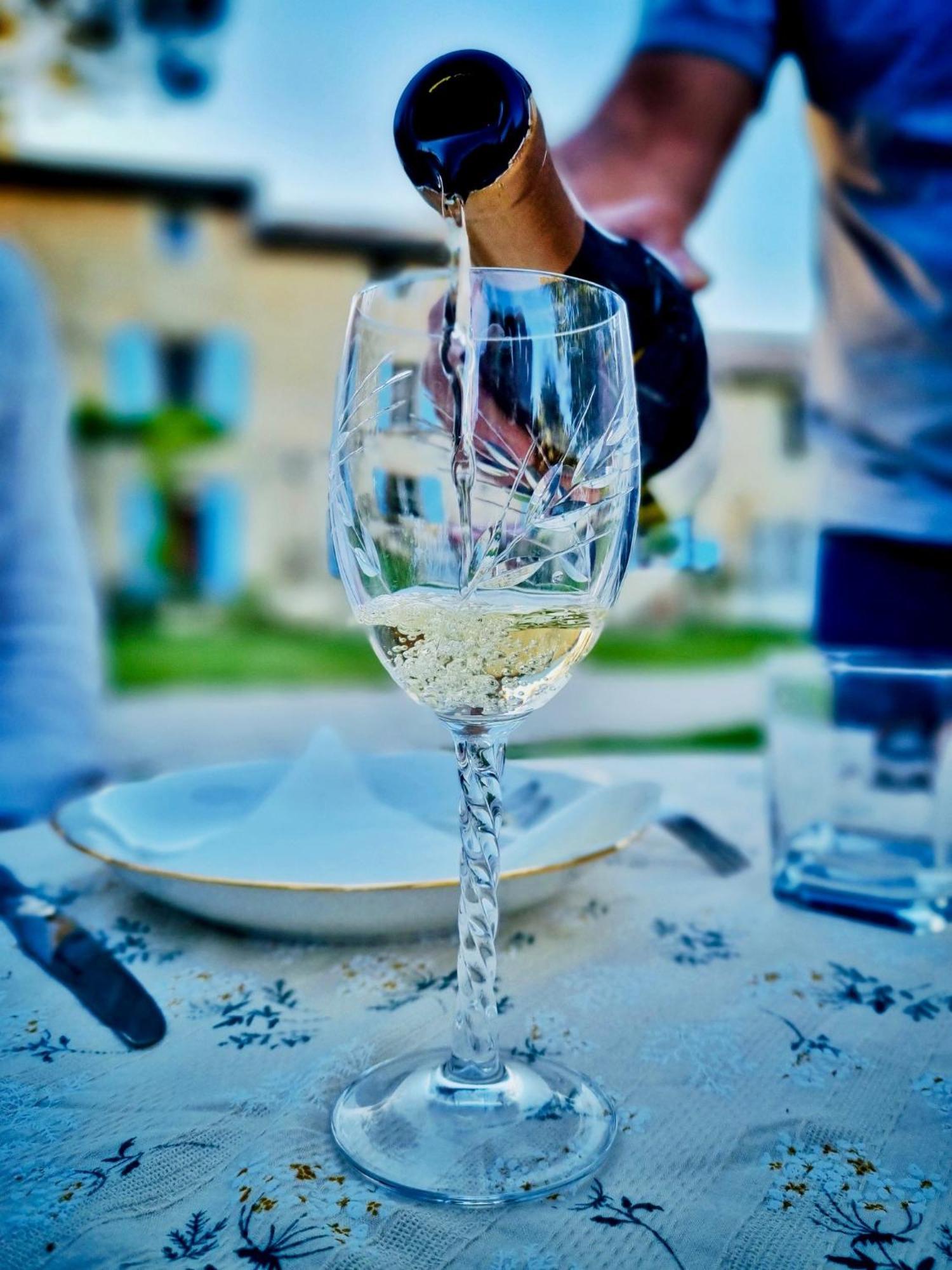 Domaine De La Brave Bed & Breakfast Pernes-les-Fontaines Bagian luar foto