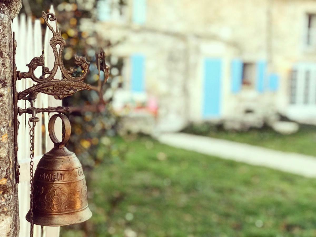 Domaine De La Brave Bed & Breakfast Pernes-les-Fontaines Bagian luar foto