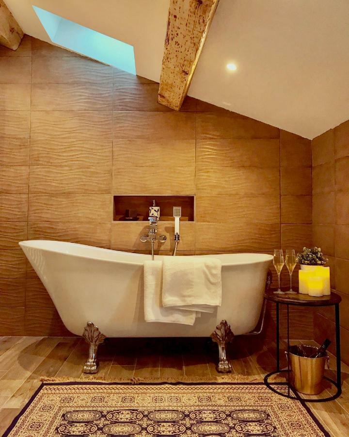 Domaine De La Brave Bed & Breakfast Pernes-les-Fontaines Bagian luar foto