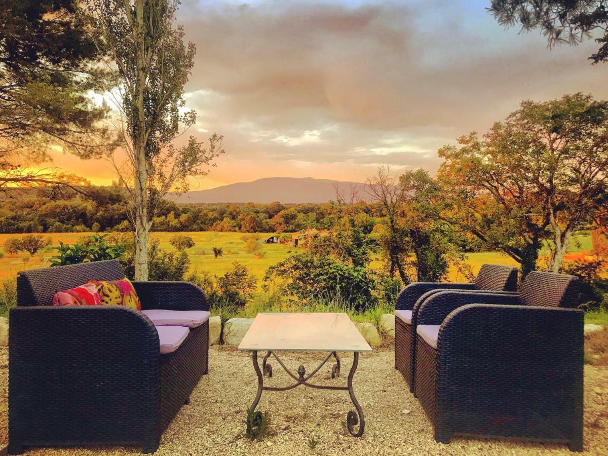 Domaine De La Brave Bed & Breakfast Pernes-les-Fontaines Bagian luar foto
